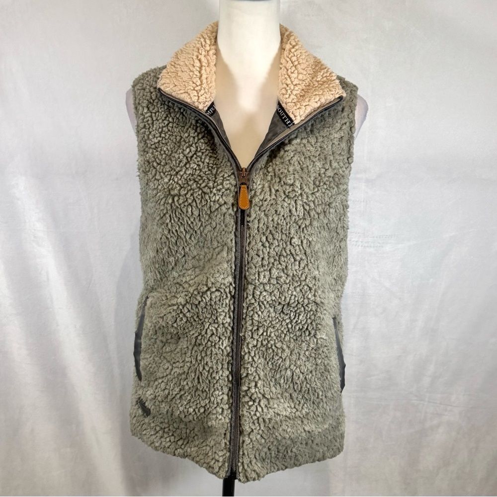 Simply Southern gray and tan soft fuzzy Sherpa vest size small